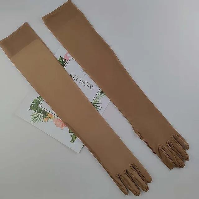 สีน้ำตาล