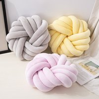 Coussin boule noué fait main en gros avec soutien cervical et fonction mémoire, design personnalisable pour la décoration de chambre et l'utilisation sur canapé