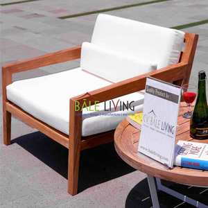 Découvrez l'élégance intemporelle de l'extérieur avec la chaise Cattalina Moana, alliant un design de mobilier robuste et une résistance à l'extérieur. - Product Image 5