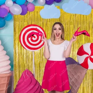 2 tende in carta metallizzata dorata per decorazioni per feste - Product Image 2