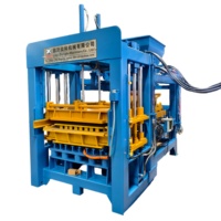Machine à briques en béton QT8-15 avec une production à haute efficacité