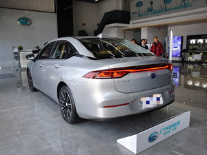 AION <span class=keywords><strong>S</strong></span> 2019 630KM Charm Evo Voiture électrique d'occasion de haute qualité, cinq portes, cinq places, sièges en cuir véritable - Product Image 6