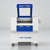 Équipement de gravure laser CO2 haute précision LM-6040-XH pour la fabrication de panneaux en acrylique, contrôle hors ligne stable, production de petites séries