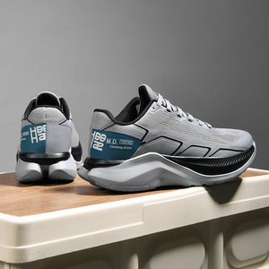 Nouvelles Chaussures <span class=keywords><strong>de</strong></span> Marche en Gros OEM/ODM pour Hommes, Baskets Rehaussantes Personnalisables avec LOGO - Product Image 5