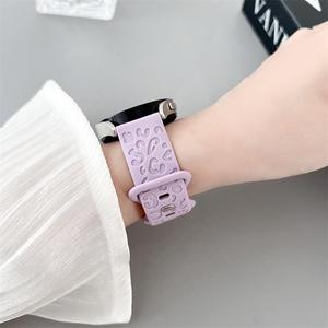 Correa <span class=keywords><strong>de</strong></span> <span class=keywords><strong>reloj</strong></span> deportiva ligera <span class=keywords><strong>de</strong></span> silicona con estampado <span class=keywords><strong>de</strong></span> leopardo y hebilla <span class=keywords><strong>de</strong></span> mariposa grabada, adecuada para Huawei watchgt6 - Product Image 3