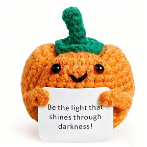 Muñeca de Ganchillo Hecha a Mano, Serie Halloween y Navidad, Figura Decorativa para Aliviar el Estrés - Product Image 6