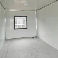 Maisons conteneurs à deux étages utilisées en rangées, produites par des usines chinoises