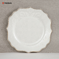 Vaisselle en porcelaine fine de style européen, vente en gros, nouvelle collection, service de table occidental 24 pièces, vaisselle à bord doré