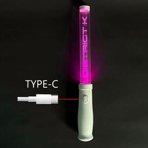 Venta al por Mayor de Barras Luminosas LED DMX512 Sincronizadas con Forma Personalizada de Plexiglás, Recargables por Tipo-C para Conciertos y Estadios - Product Image 1