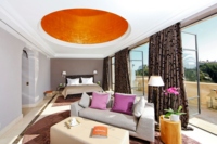 CRETION Maroc Ensemble chambre d'hôtel de luxe moderne Lit en bois massif sculpté à la main pour Riads 5 étoiles