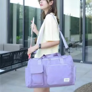 Sac de voyage unisexe de grande capacité, fourni par l'usine, avec logo personnalisé, en tissu Oxford imperméable, fermeture éclair tendance, sangle réglable durable - Product Image 4
