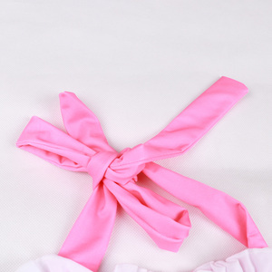 Costume da bagno intero rosa dolce per bambina con volant sul collo e fiocco, senza maniche - Product Image 3