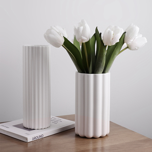Lanborui vaso dritto in ceramica vasi di lusso per la decorazione della <span class=keywords><strong>casa</strong></span> <span class=keywords><strong>2022</strong></span> decorazione per la <span class=keywords><strong>casa</strong></span> vaso nordico minimalista - Product Image 2