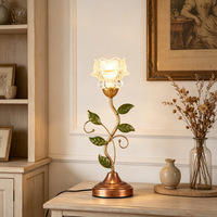 Lampe de table créative de style campagnard français, moderne et minimaliste, décorée de fleurs, avec interrupteur à bouton pour salon, chambre à coucher, bureau