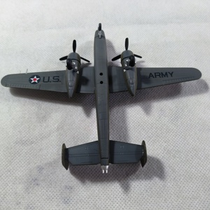 Modello di Bombardiere B-25 <span class=keywords><strong>della</strong></span> Seconda <span class=keywords><strong>Guerra</strong></span> Mondiale di Alta Qualità, Scala 1:144, in Lega di Zinco 3D, Tecnica di Pressofusione per <span class=keywords><strong>Arte</strong></span> e Collezionismo - Product Image 6