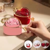 Boîte à bijoux en forme de cœur avec rose éternelle et collier rotatif, idéale pour la fête des Mères, Thanksgiving, un anniversaire de mariage ou la Saint-Valentin – Direct Usine