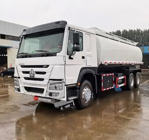 Camion-citerne d'huile d'<span class=keywords><strong>occasion</strong></span> sinotruk 45000 ltrs remorque citerne en acier camion-citerne d'huile - Product Image 6
