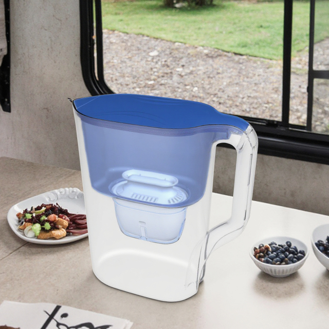 Food Grade Portable Water Filter Jug BPA-Free Material Direct Drinking Water Filter Pitcher for Home RV Outdoor