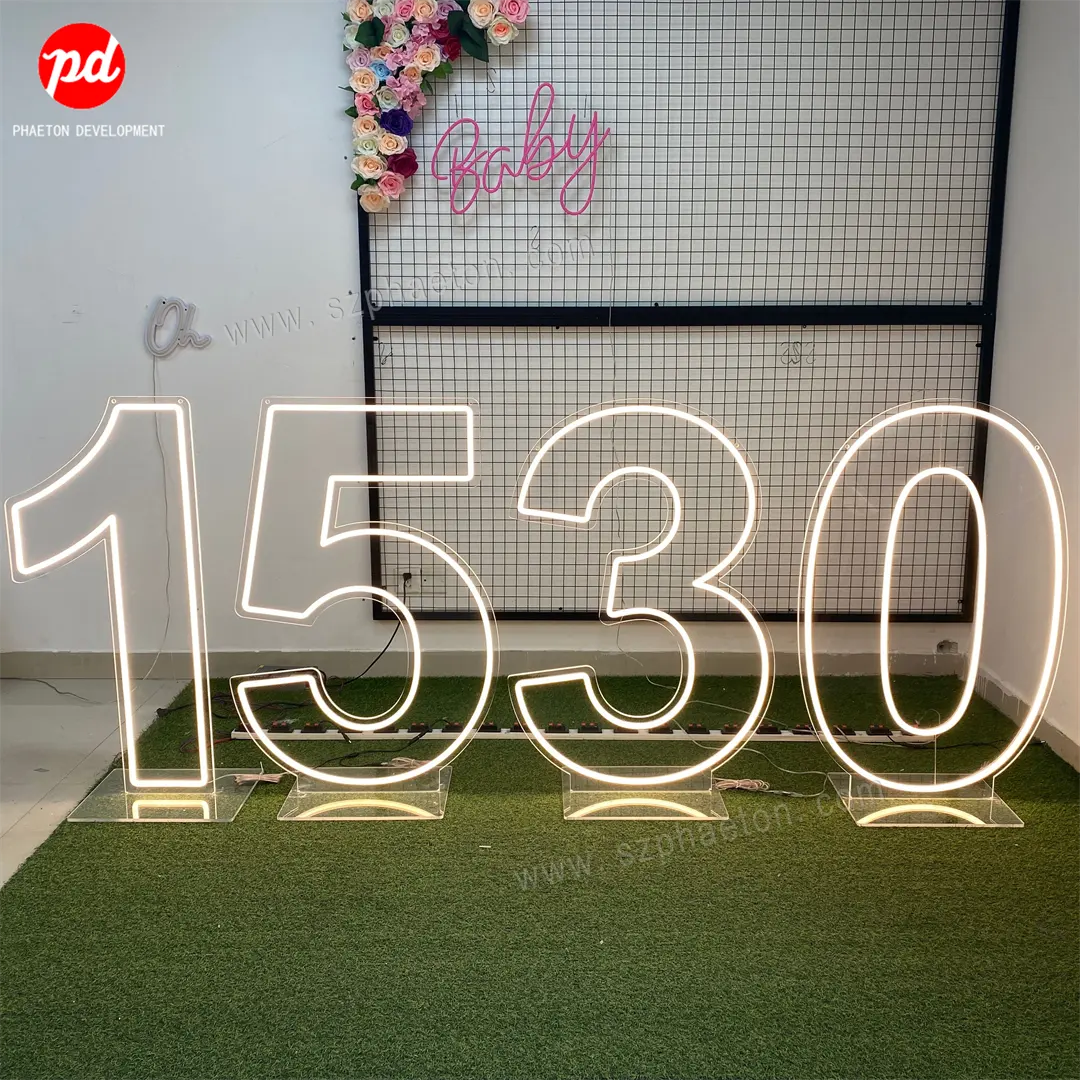 4ft grandi numeri al Neon 0-9 in piedi con base, luci a Led con lettere al Neon per decorazioni per feste di compleanno forniture