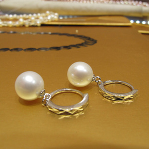A-Lian Pearl Earrings 9-10mm S925 <b>Silver</b> <b>Hoop</b> Korean Style Freshwater Pearl AAA Grade Geometric Design Everyday Wear - Product Image 1