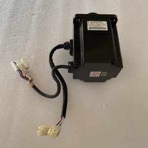 Moteur de robot industriel SGMPH-04A2A-YR52 - Product Image 4