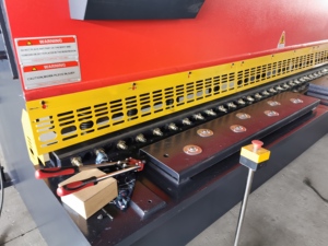 <span class=keywords><strong>Qc12y</strong></span> <span class=keywords><strong>4x3200</strong></span> máy cắt giá thủy lực Swing Beam Máy cắt - Product Image 3