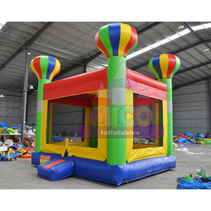 Château gonflable coloré sur le thème des montgolfières pour les fêtes d'anniversaire des enfants et les jeux en plein air dans la cour - Product Image 2