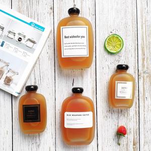 Venta al por mayor 100 mL Botella de vidrio vacía para jugo 125 ml 250 ml 350 ml 500 ml Leche Café Té Botella de vidrio para beber con tapa de seta - Product Image 2