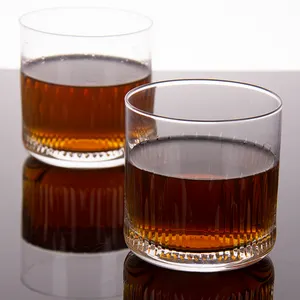 Qualité supérieure 300Ml 250Ml Transparent en forme de U Logo personnalisé matériau en verre vin whisky verres à boissons