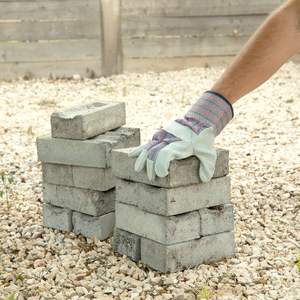 Guantes de Trabajo de Cuero Unisex para Adultos, Grado Regular, Gris, Paquete de 5, Talla Grande, 0.5 Pulgadas de Grosor - Product Image 3