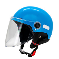 Vente en gros de demi-casques de véhicules électriques ABS avec logo personnalisé Caractéristiques de sécurité à lentille longue pour les motos de tourisme neuves