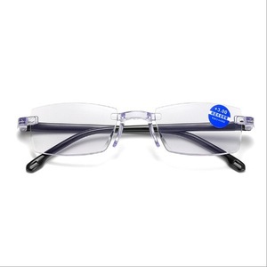 Nuevas Gafas <span class=keywords><strong>de</strong></span> <span class=keywords><strong>Sol</strong></span> <span class=keywords><strong>de</strong></span> Lectura con Bloqueo <span class=keywords><strong>de</strong></span> Luz Azul <span class=keywords><strong>de</strong></span> Alta Definición, con Zoom Inteligente <span class=keywords><strong>y</strong></span> Diseño <span class=keywords><strong>de</strong></span> Borde sin Montura - Product Image 6