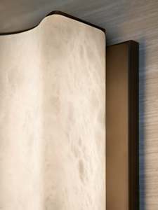 Lámpara de Pared Moderna de Latón, Aplique de Pared de Alabastro Español, Elegante y Discreto. Lámpara de Pared de Ébano, Iluminación Decorativa para Interiores - Product Image 5