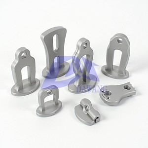 แผ่นยึดตรึงกระดูกและสกรูสำหรับการผ่าตัดฉุกเฉินทางศัลยกรรมกระดูก ผลิตด้วยเครื่อง CNC ชิ้นส่วนทางการแพทย์ - Product Image 1