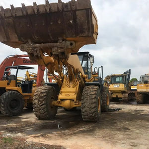 Chargeuse sur pneus Komatsu WA470-3 d'occasion en bon état, moteur et roulements d'origine japonais, modèle 2018, charge nominale 21640 kg - Product Image 1