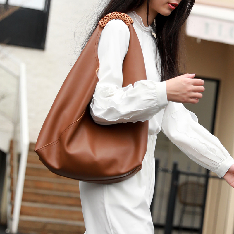Korean Style Hobo Leather Bag - Versatile & Waterproof