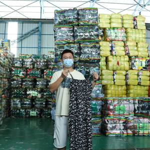 Abiti Casual Estivi di Seconda Mano dal Guangdong, Vendita all'Ingrosso di Pacchi a Prezzi Convenienti a <span class=keywords><strong>Singapore</strong></span> - Product Image 5