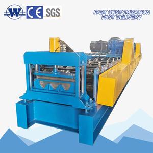 Machine de formage à rouleaux pour garde-corps routier à trois vagues Wadley avec transmission par engrenages pour panneaux en aluminium, contrôlée par PLC - Product Image 1