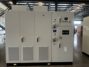 WD5100 10kV 250KW ไดรฟ์ AC สามเฟส ระบบควบคุมแบบไร้เซนเซอร์ VFD ระดับ IP30 ประสิทธิภาพสูง สำหรับคอมเพรสเซอร์/มอเตอร์ - Product Image 2