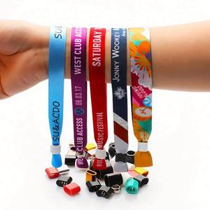 Pulseras de cinta tejida personalizadas con cierre deslizante para conciertos, ecológicas, hechas a mano, de tela de poliéster, con billete de entrada bordado - Product Image 1