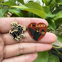 Fabricant de badges en métal personnalisés, mignons, kawaii, peints et teints, collection de cadeaux, logo en métal, chapeau d'école, épingles en émail