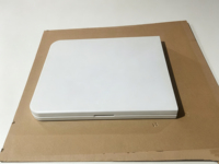 Table pliante portable en plastique blanc pour le camping en plein air et les banquets