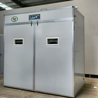 Incubateur d'œufs de poulet solaire 10000 œufs, machine d'éclosion de volaille entièrement automatique à énergie solaire