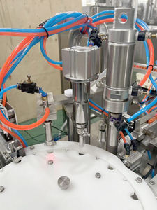 Machine de remplissage et de bouchage automatique de flacons de <span class=keywords><strong>parfumerie</strong></span>, poudre pour le visage, tête unique, servo-rotative, huile, mini, bouchon de flacon automatique, petite poignée de bouchage - Product Image 5