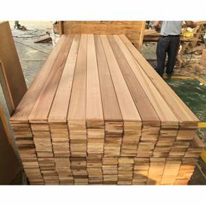 Chine Vente en gros Meilleure qualité Construction 2x4 Planches de cèdre rouge Bois <span class=keywords><strong>naturel</strong></span> - Product Image 1