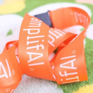 Porte-badge en polyester écologique imprimé par sublimation avec cordon en nylon tressé pour carte d'identité - Product Image 2