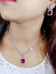 Conjunto de collar de gargantilla de piedra AD chapada en oro, el mejor conjunto de joyería india de boda para compromiso de boda y Aniversario - Product Image 6