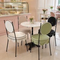 Chaises de salle à manger d'extérieur rembourrées en métal avec dossier rond et coussin amovible, haute qualité, prix usine, en vente