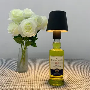 Dropshipping Capteur tactile Lampe de table décorative pour la maison avec gradation de lumière étanche pour extérieur Batterie USB Charge led Bouteille de vin