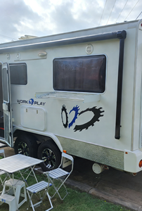 Séchoir à <span class=keywords><strong>linge</strong></span> <span class=keywords><strong>pliable</strong></span> extérieur pour <span class=keywords><strong>camping</strong></span>-car, support mural portable pour le séchage des vêtements, idéal pour caravane, remorque de voyage et <span class=keywords><strong>camping</strong></span> en plein air - Product Image 3